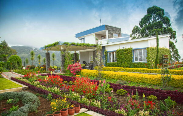Full Resort with 4 Bed Rooms